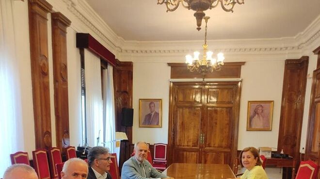 AESAT se reúne con la subdelegada del Gobierno en Salamanca para luchar contra los talleres ilegales